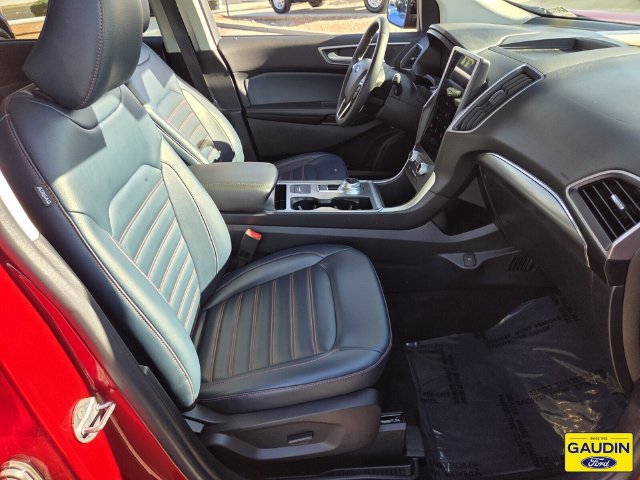 Certified 2024 Ford Edge SEL w/ Sport Appearance Package AWD/4WD image 16