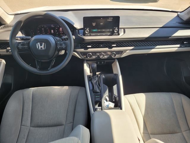 Used 2023 Honda Accord EX image 14