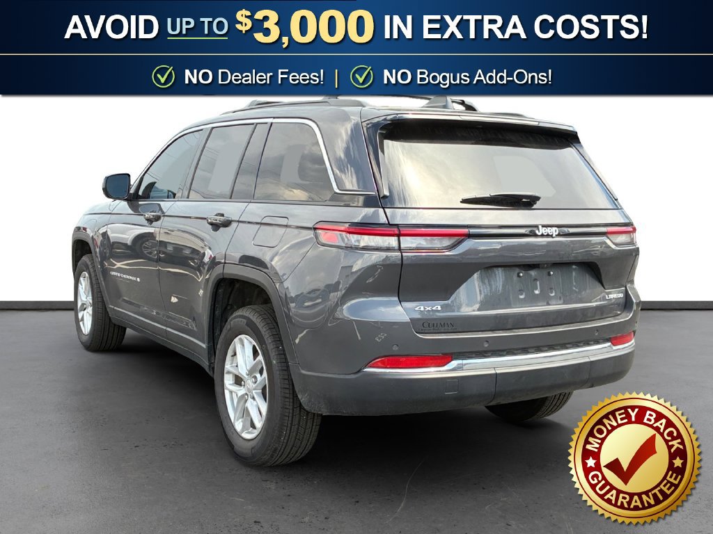 Used 2025 Jeep Grand Cherokee Laredo X AWD/4WD image 2