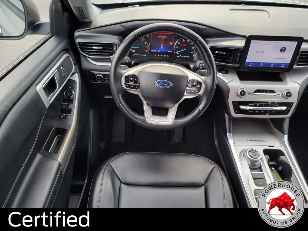 Certified 2024 Ford Explorer XLT w/ Equipment Group 202A RWD image 21