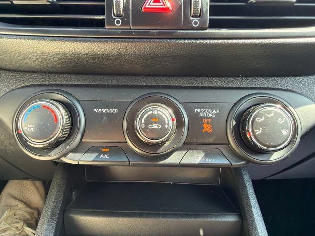 Used 2024 Kia Forte LXS FWD image 21