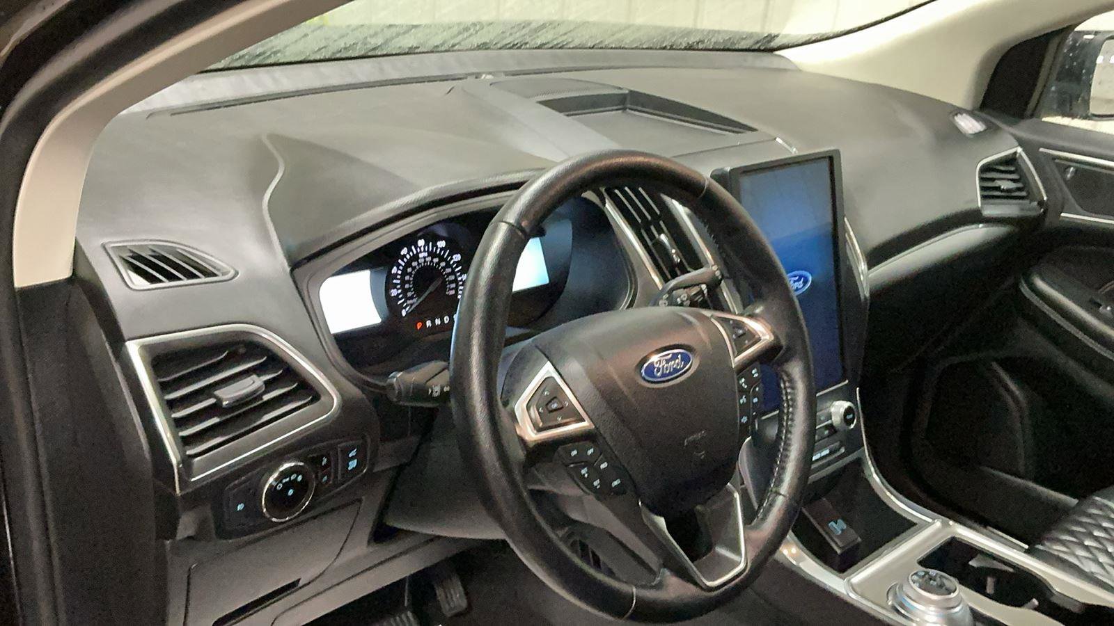 Certified 2023 Ford Edge Titanium image 13
