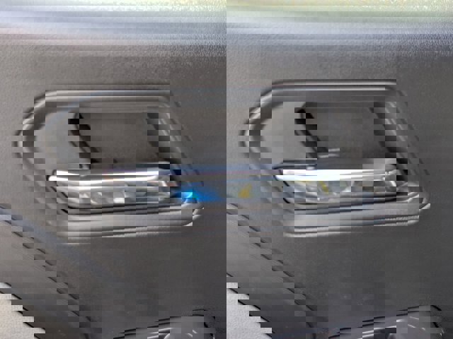 Used 2023 Chevrolet Colorado ZR2 w/ ZR2 Convenience Package III image 30