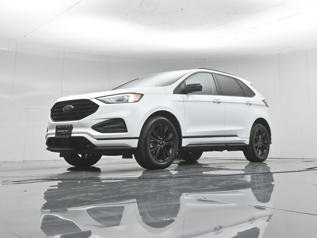 Certified 2022 Ford Edge SE w/ Black Appearance Package AWD/4WD image 45