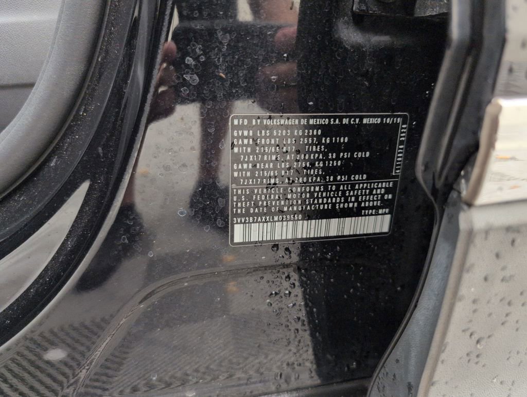 Used 2020 Volkswagen Tiguan SE w/ Panoramic Sunroof Package image 49