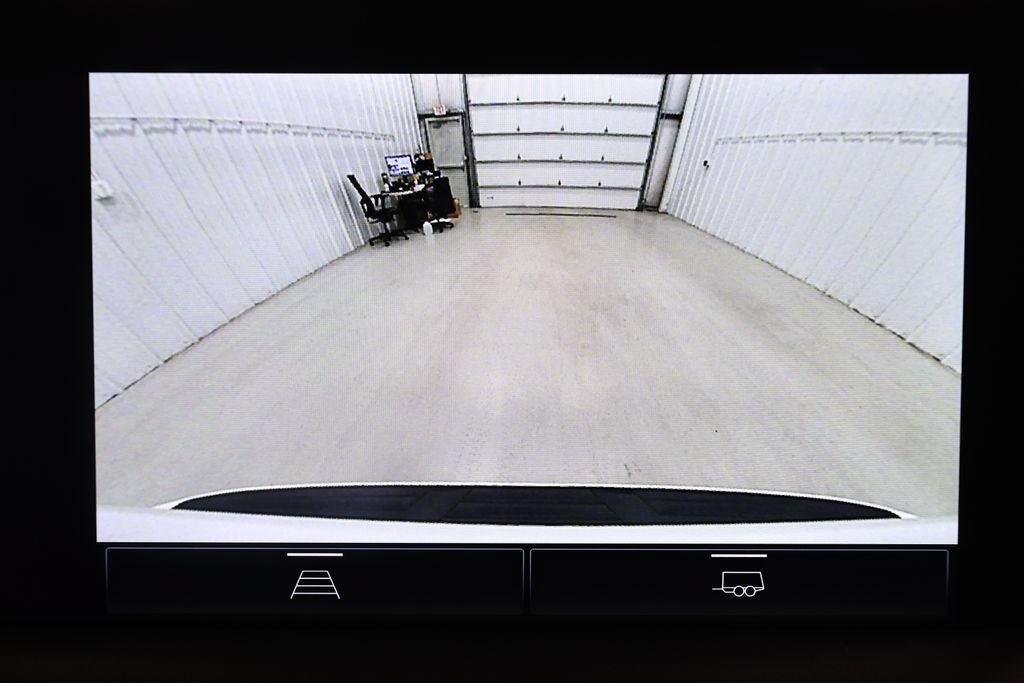 Used 2022 Chevrolet Tahoe Z71 AWD/4WD image 35