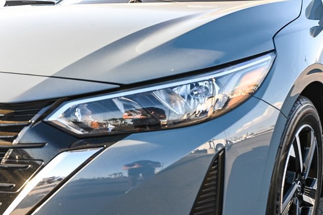 Used 2024 Nissan Sentra SV w/ Trunk Package FWD image 4