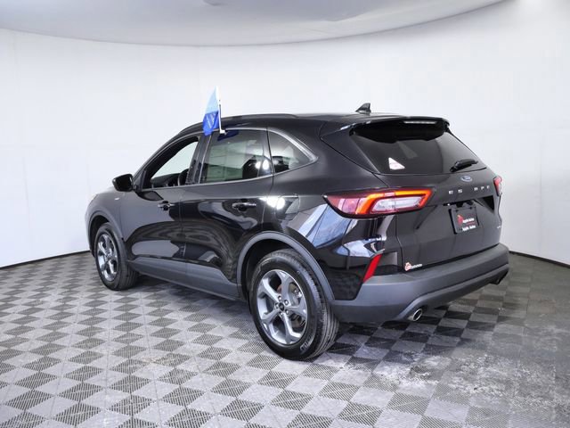 Certified 2025 Ford Escape ST-Line image 2