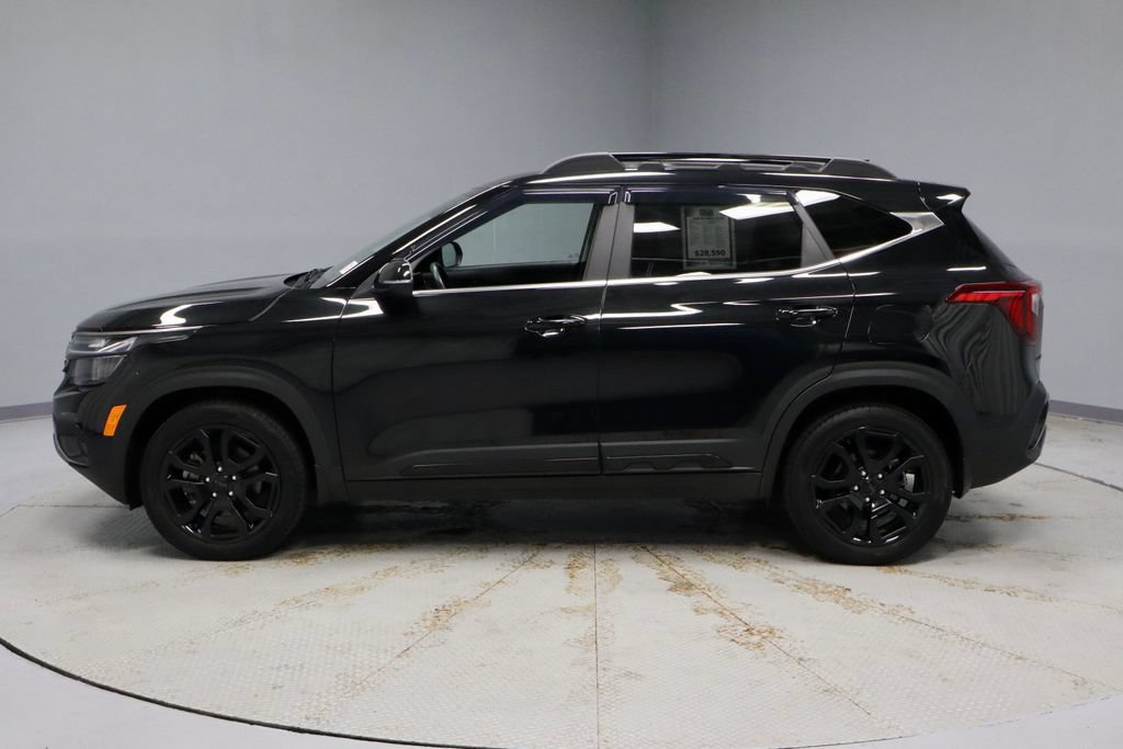 Used 2025 Kia Seltos X-Line AWD/4WD image 9