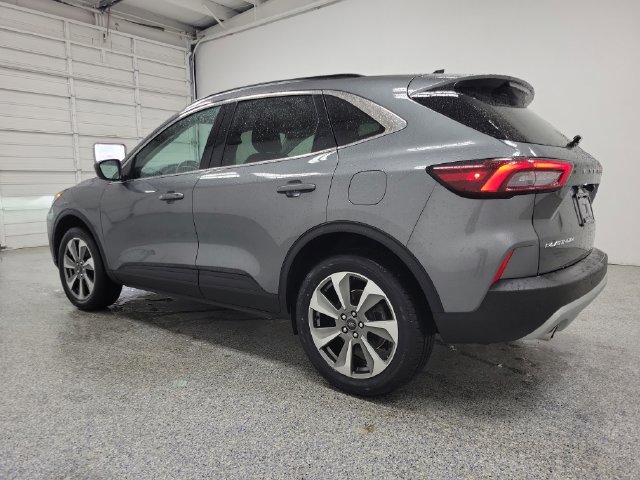 Certified 2025 Ford Escape Platinum AWD/4WD image 4