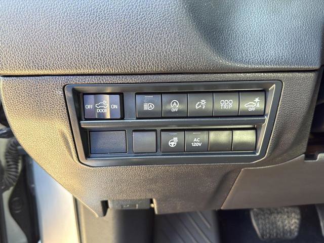 Used 2024 Toyota Tundra Limited AWD/4WD image 15