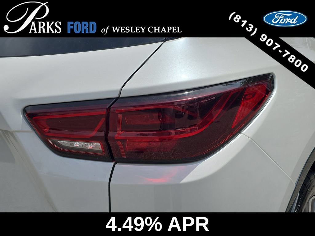 Used 2024 Chevrolet Blazer Premier w/ Enhanced Convenience Package FWD image 8