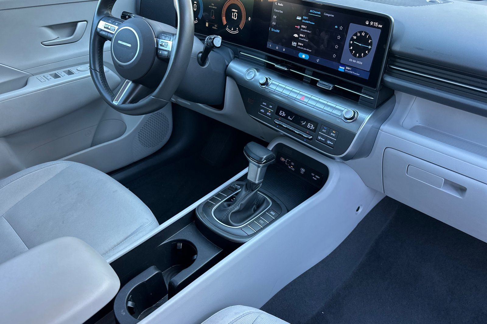 Used 2025 Hyundai Kona SEL image 13