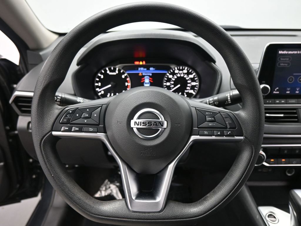 Used 2022 Nissan Altima 2.5 SV image 40