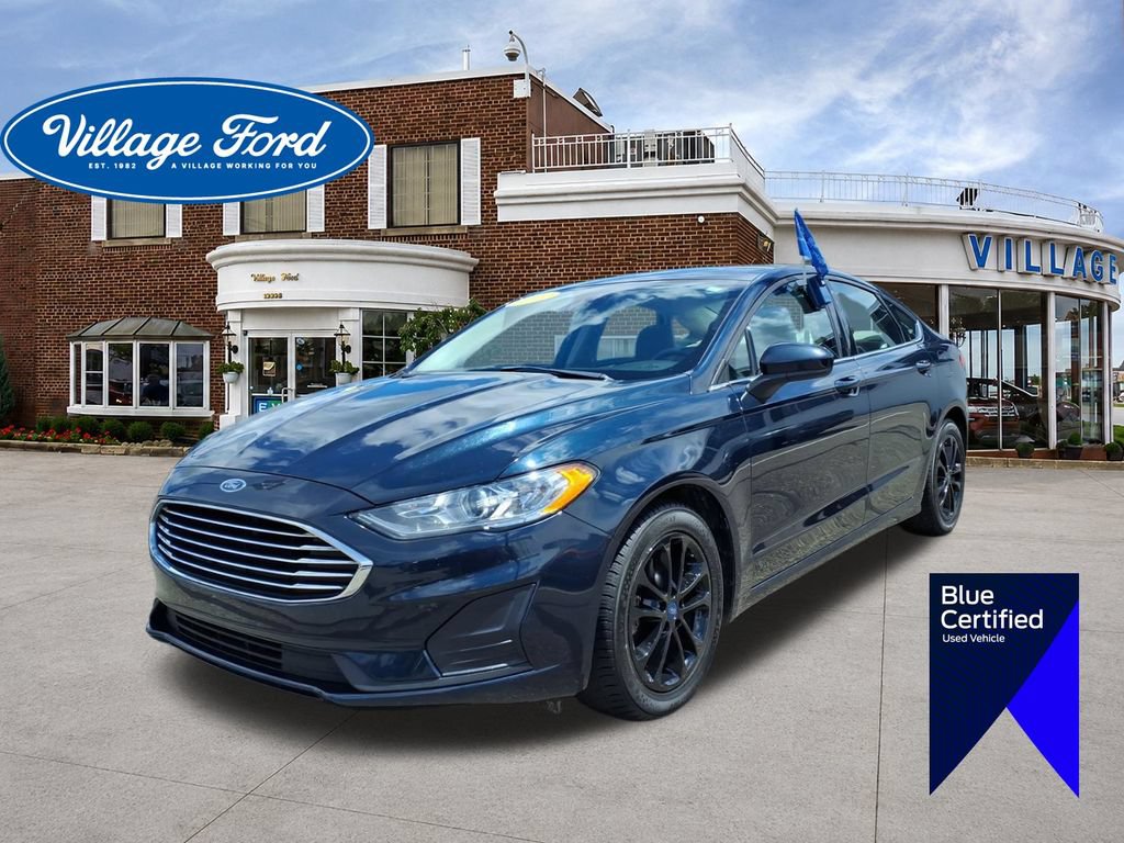 Certified 2020 Ford Fusion SE FWD image 1