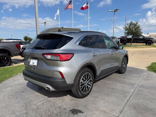 Certified 2022 Ford Escape Titanium w/ Titanium Premium Package FWD image 7