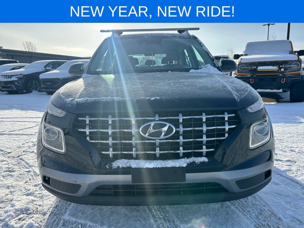 Used 2020 Hyundai Venue SEL image 9