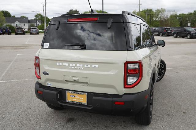 Certified 2025 Ford Bronco Sport Outer Banks w/ Outer Banks Tech Package+ AWD/4WD image 9