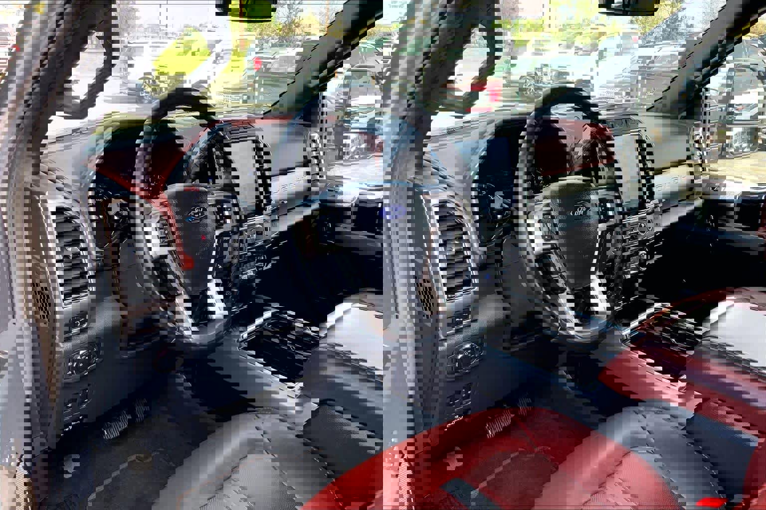 Certified 2022 Ford F250 Platinum w/ Tremor Off-Road Package image 16