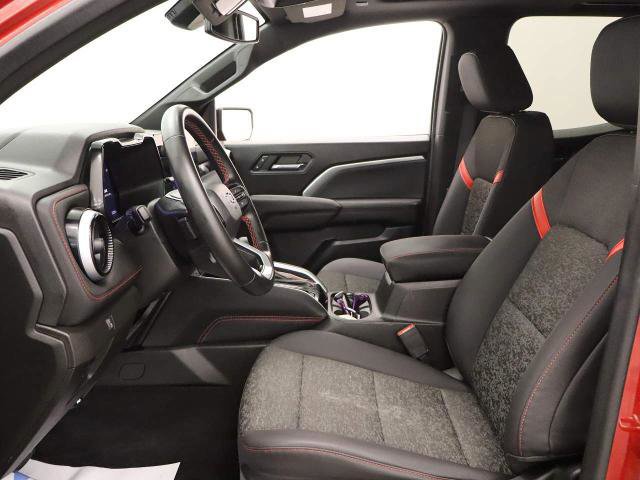 Used 2024 Chevrolet Colorado Z71 w/ Z71 Convenience Package 2 image 33