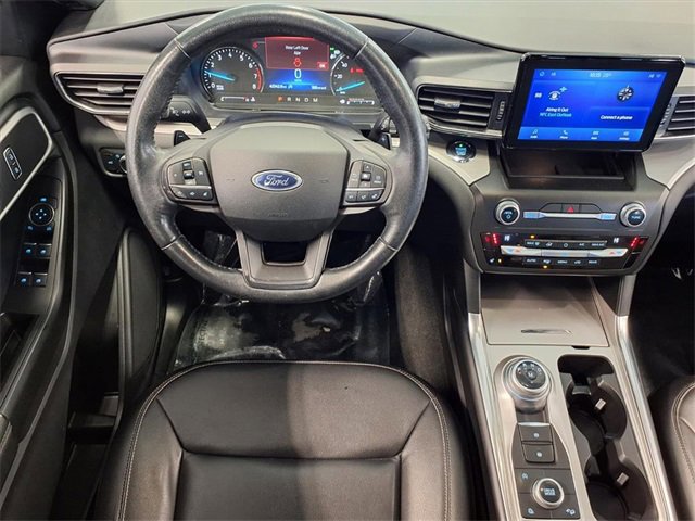 Certified 2020 Ford Explorer XLT w/ Equipment Group 202A image 11