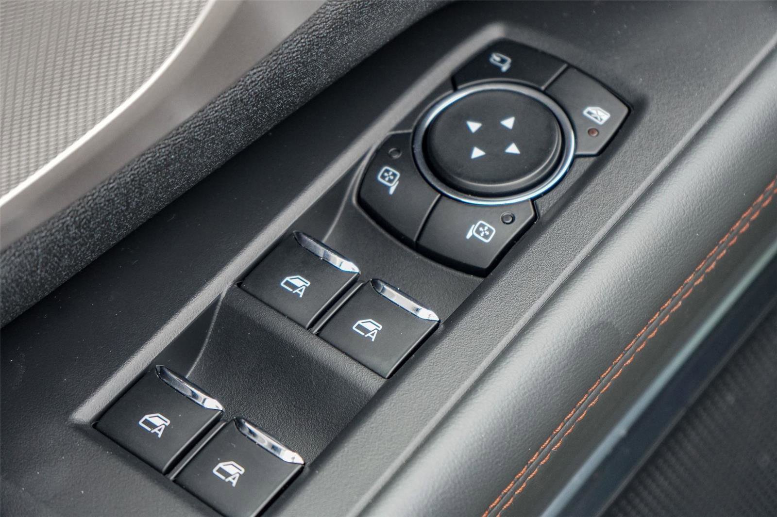 Certified 2025 Ford Expedition Active AWD/4WD image 19