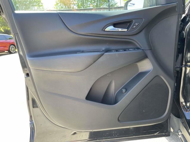 Used 2018 Chevrolet Equinox LT FWD image 17