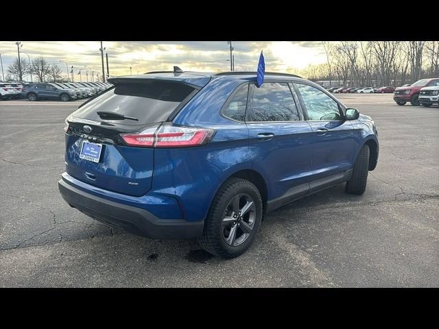 Certified 2024 Ford Edge SEL w/ Sport Appearance Package AWD/4WD image 4