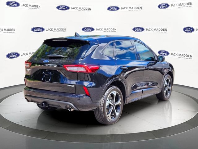 Certified 2023 Ford Escape ST-Line Select w/ Tech Pack #2 AWD/4WD image 5