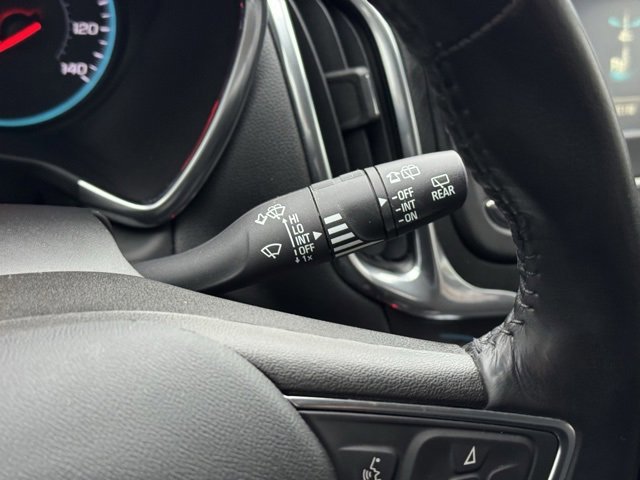 Used 2018 Chevrolet Equinox LT image 32