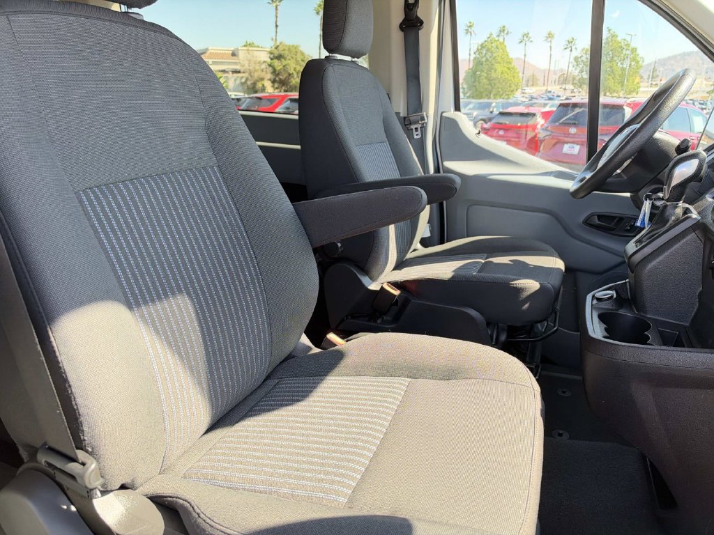 Certified 2018 Ford Transit 350 XL RWD image 22
