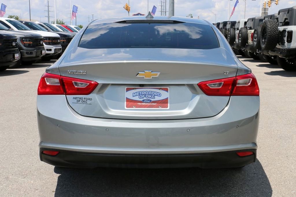 Used 2025 Chevrolet Malibu LT FWD image 6