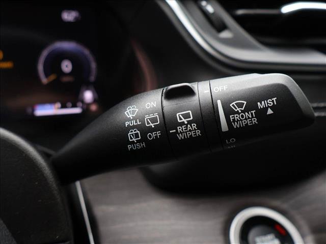 Used 2023 Jeep Grand Cherokee Limited AWD/4WD image 17