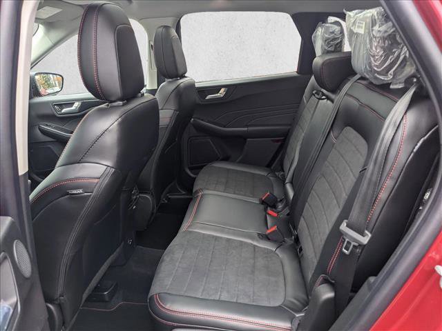 Certified 2022 Ford Escape SEL w/ SEL Stealth AWD Package image 16