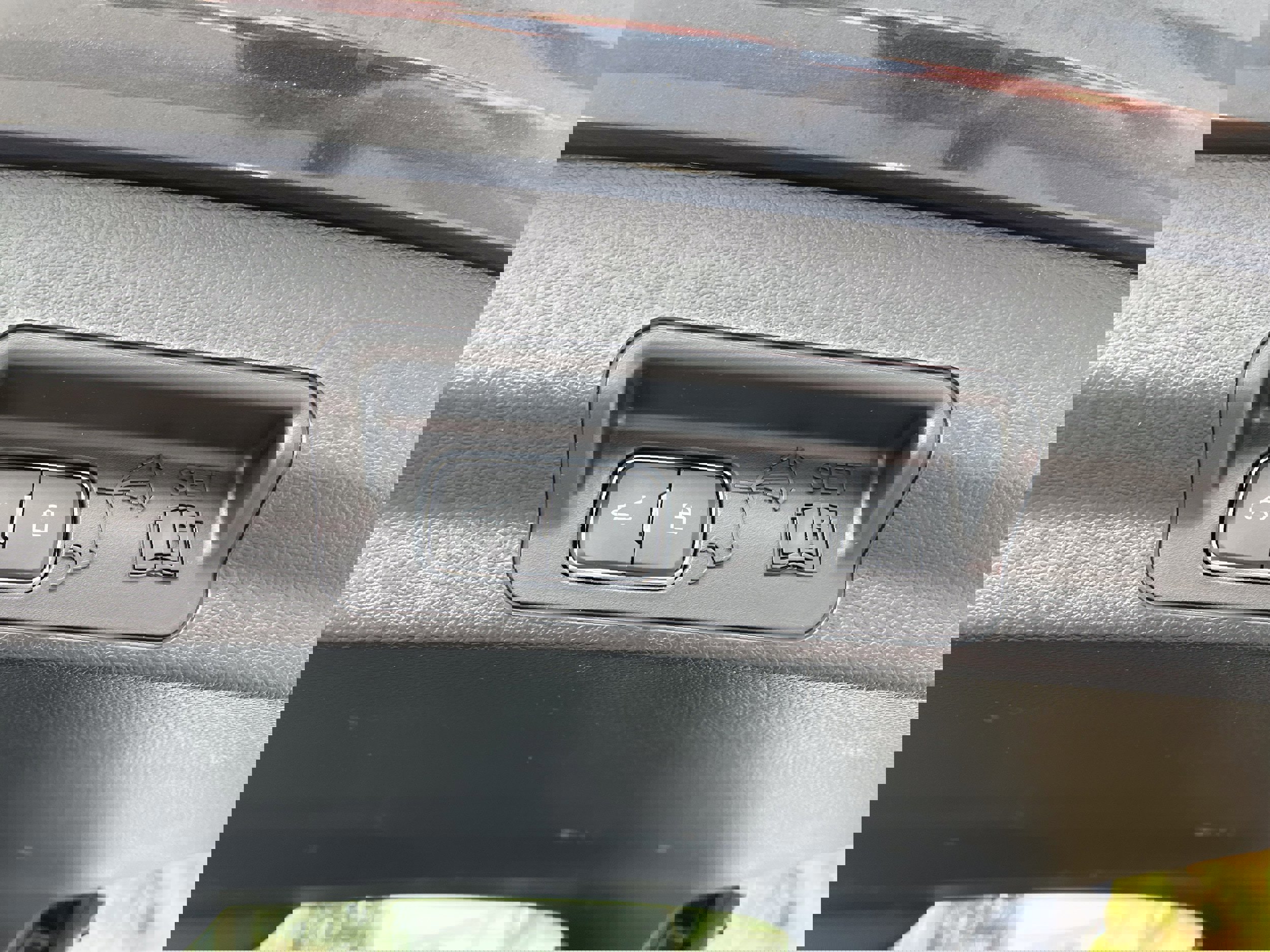 Certified 2024 Ford Explorer ST w/ Equipment Group 401A image 19