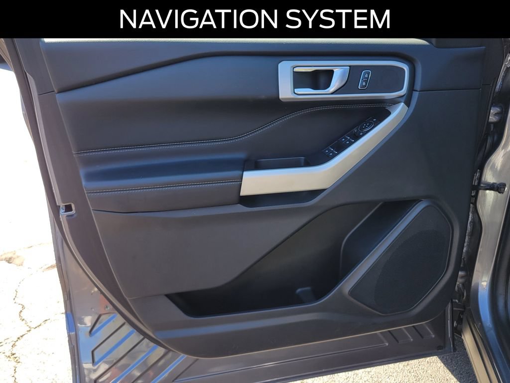 Certified 2022 Ford Explorer XLT w/ Equipment Group 202A AWD/4WD image 21