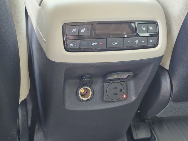 Used 2024 Hyundai Palisade Limited image 18