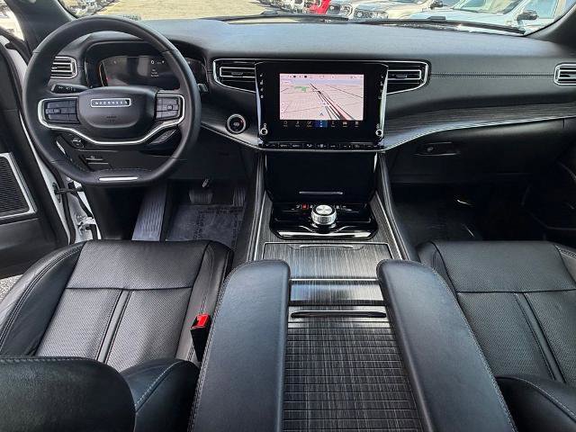 Used 2024 Jeep Wagoneer Series II w/ Flexible Seating Group RWD image 27