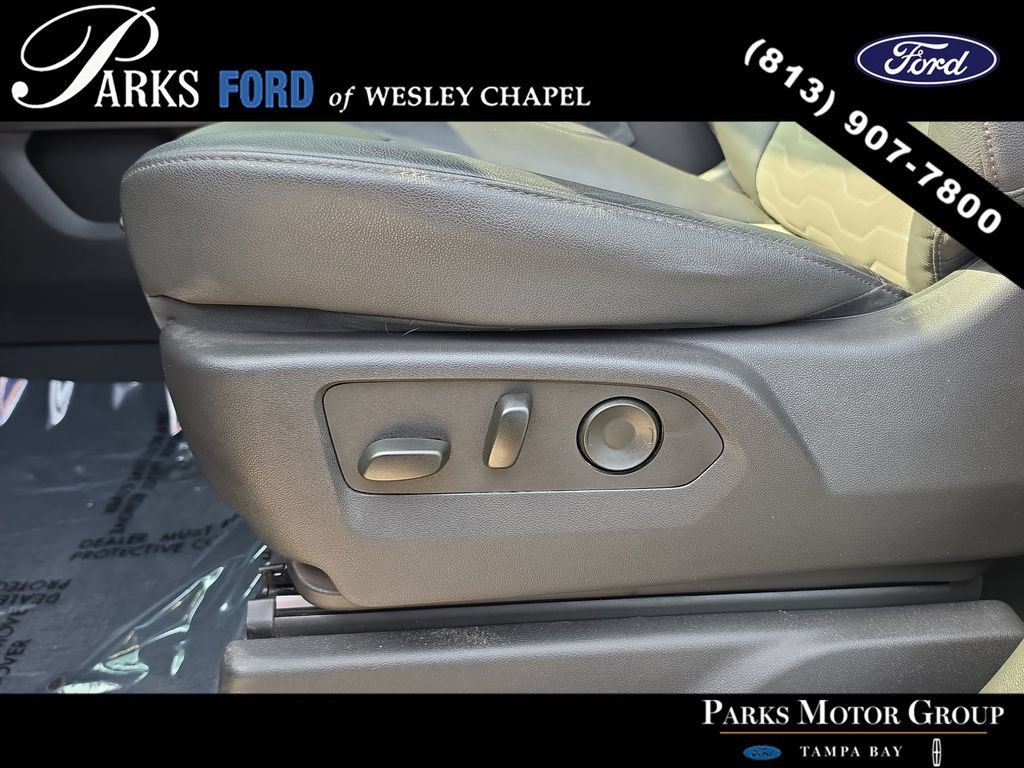 Used 2025 Chevrolet Silverado 1500 ZR2 w/ Technology Package AWD/4WD image 18