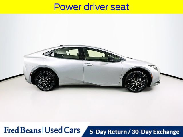 Used 2026 Toyota Prius XLE image 10