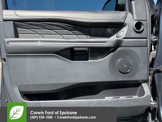Certified 2022 Ford Expedition Platinum AWD/4WD image 22