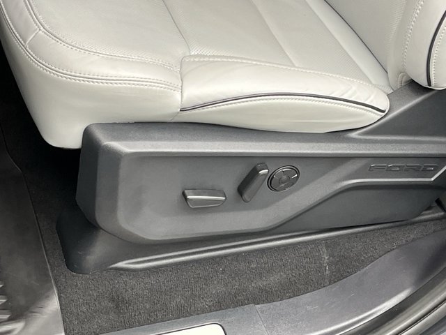 Certified 2025 Ford Expedition Platinum w/ Platinum Ultimate Package AWD/4WD image 14