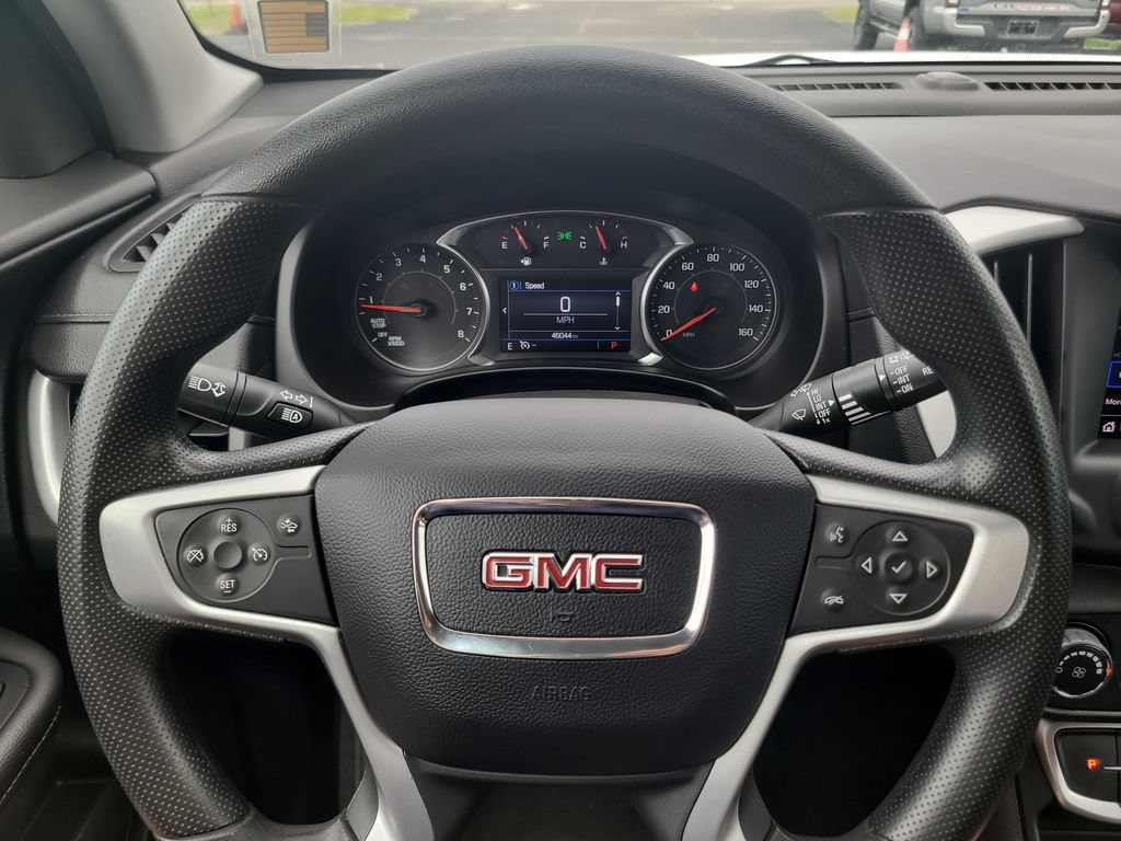 Used 2024 GMC Terrain SLE AWD/4WD image 25