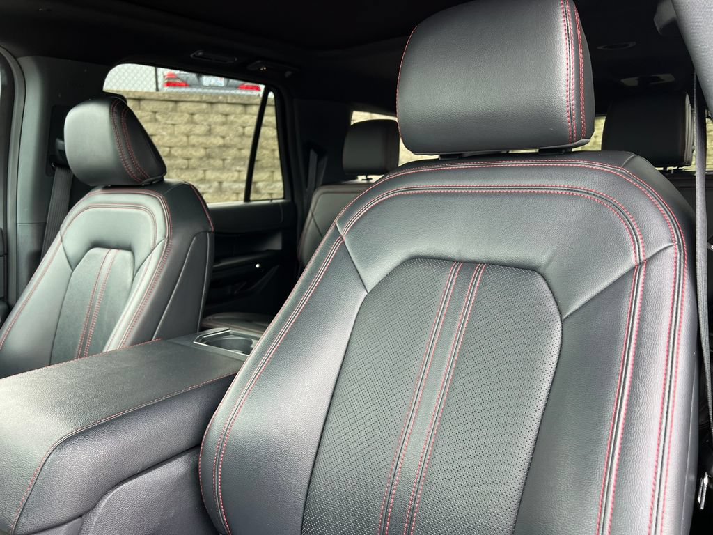 Certified 2023 Ford Expedition Max Limited AWD/4WD image 15