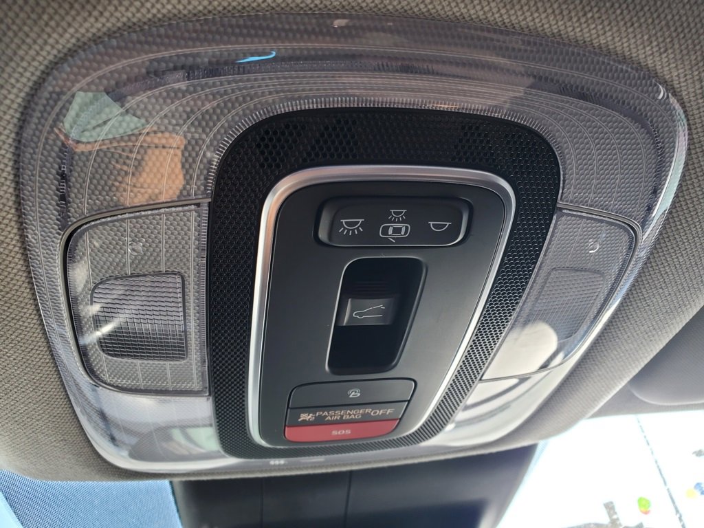 Used 2022 Hyundai Elantra SEL w/ Convenience + Premium Package image 29