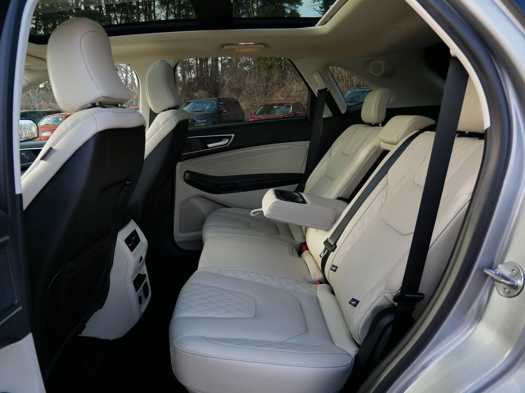 Certified 2024 Ford Edge Titanium w/ Equipment Group 301A image 11