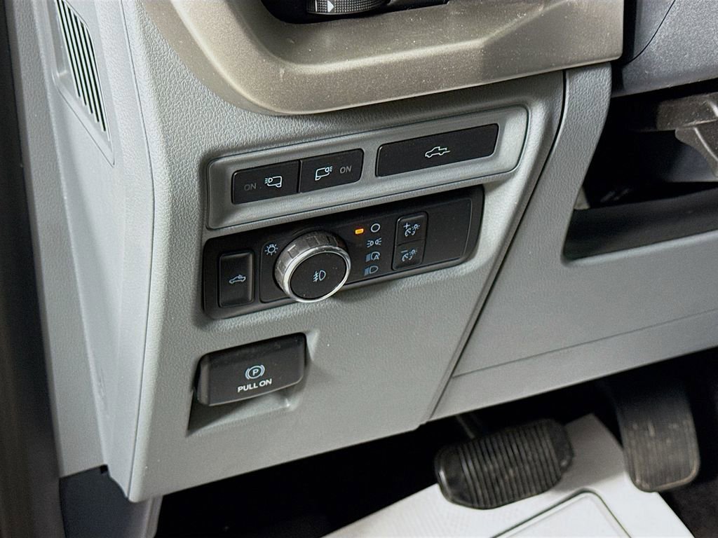 Certified 2021 Ford F150 XLT w/ Equipment Group 302A High image 15