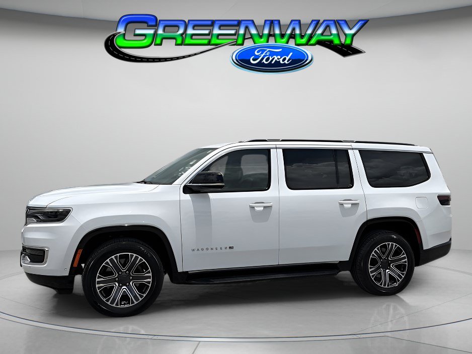 Used 2024 Jeep Wagoneer Series II w/ Flexible Seating Group RWD image 1