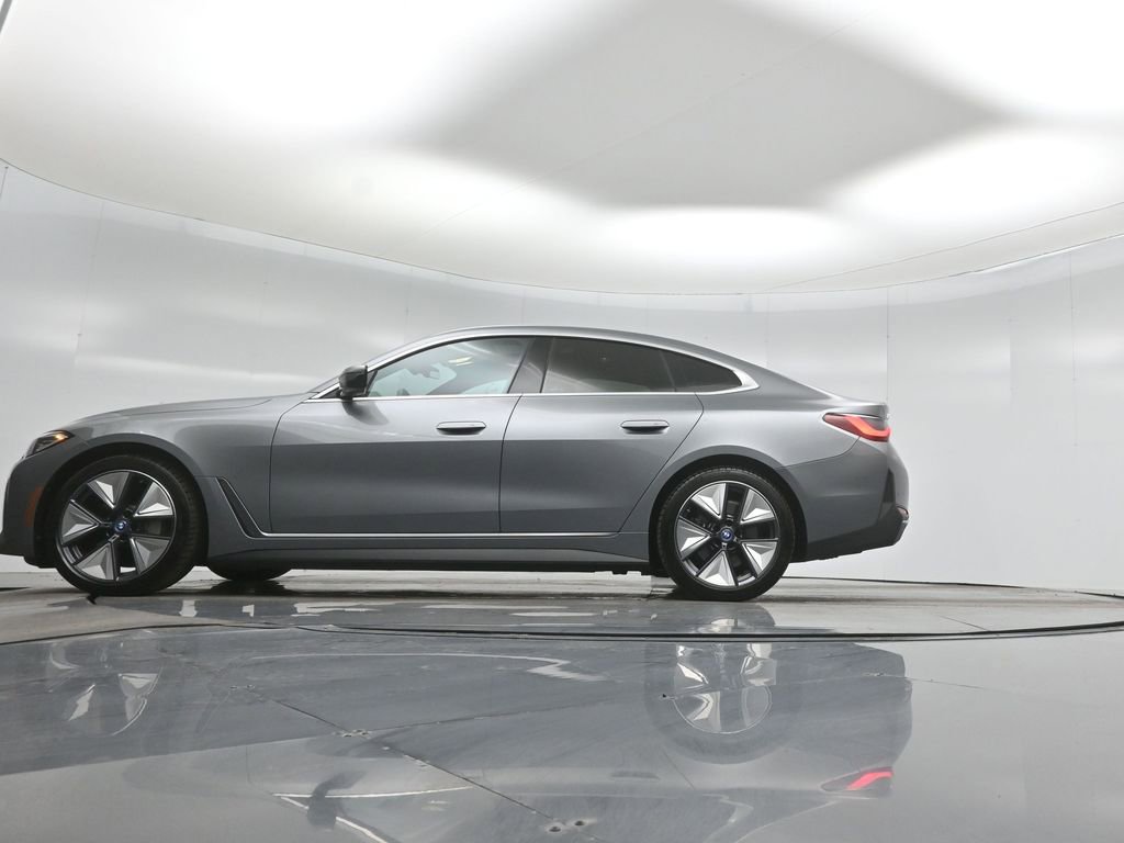Used 2023 BMW i4 eDrive40 RWD image 7