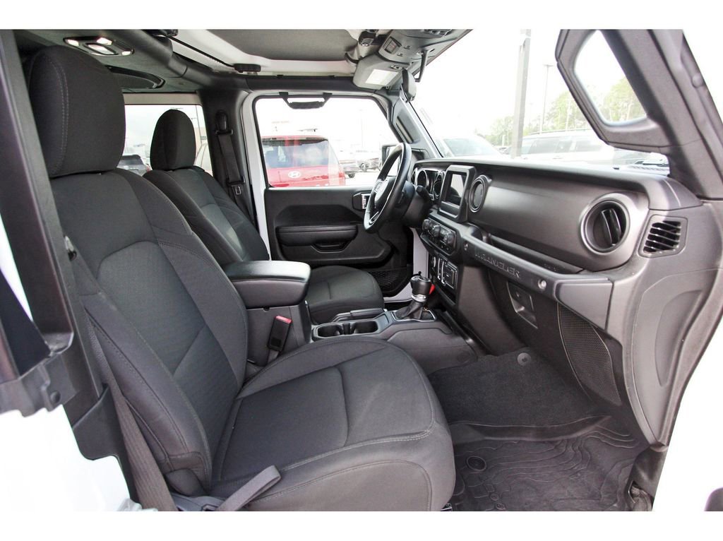 Used 2022 Jeep Wrangler Willys image 26